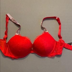 Victoria’s Secret push up bra